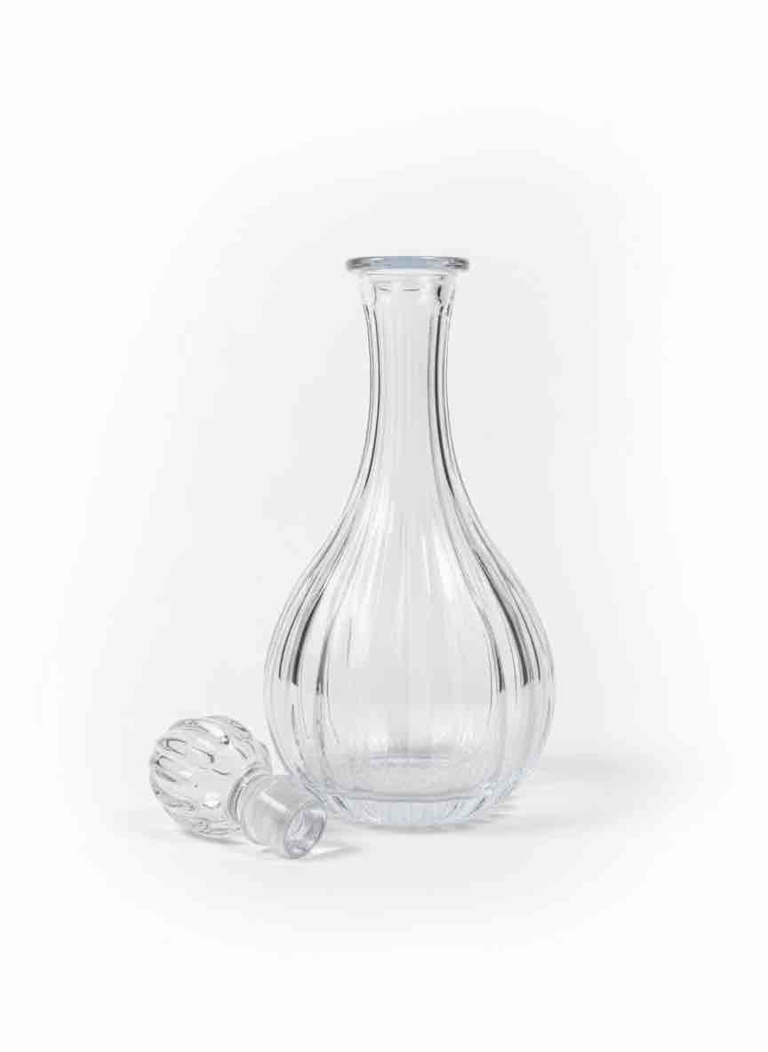 Premium Crystal Whiskey Decanter – Elegant Hand-Blown Glass Bottle for Home, Bar & Gifting